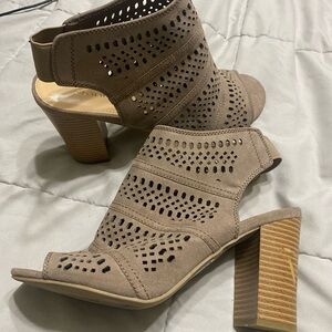 LC Lauren Conrad Taupe Cutout Heeled Sandals